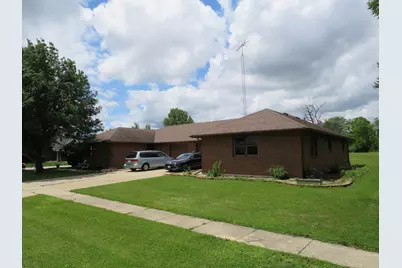 301-303 Carriage Drive, Morris, IL 60450 - Photo 8