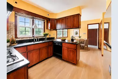 23W019 Sidney Avenue, Glen Ellyn, IL 60137 - Photo 8