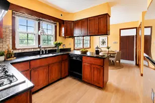 23W019 Sidney Ave, Glen Ellyn, IL 60137 - Photo 8