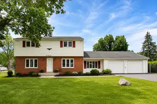 23W019 Sidney Ave, Glen Ellyn, IL 60137 - Photo 1