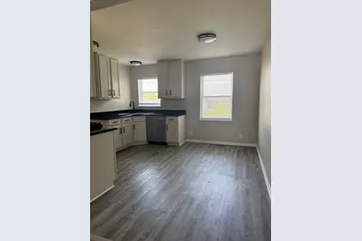685 Old Indian Trail #685, Aurora, IL 60506 - Photo 4