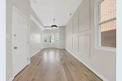 2223 W Taylor Street #2, Chicago, IL 60612 - Photo 4
