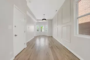 2223 W Taylor St, Chicago, IL 60612 - Photo 4