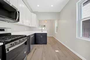 2223 W Taylor St, Chicago, IL 60612 - Photo 8