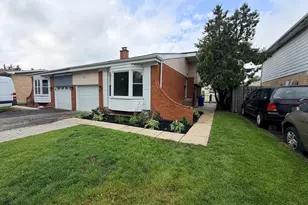 1132 Brighton Pl, Glen Ellyn, IL 60137 - Photo 1