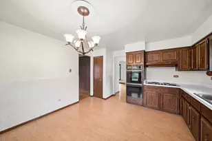 336 79th Ave, Willowbrook, IL 60527 - Photo 10