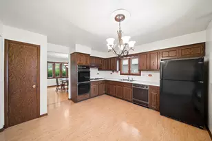 336 79th Ave, Willowbrook, IL 60527 - Photo 8