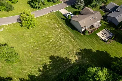 110 Heath Cliff Drive SE, Poplar Grove, IL 61065 - Photo 4
