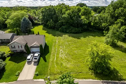 110 Heath Cliff Drive SE, Poplar Grove, IL 61065 - Photo 2