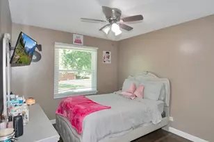 1215 187th St, Homewood, IL 60430 - Photo 12