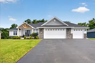 6226 Hathaway Trail, Roscoe, IL 61073 - Photo 2