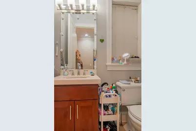 3718 N Wilton Avenue #2, Chicago, IL 60613 - Photo 8