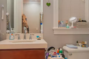 3718 N Wilton Ave, Chicago, IL 60613 - Photo 8