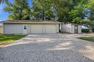 1021 Rodeo Rd, Mclean, IL 61754 - Photo 46