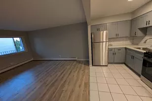 7925 W 103 St, Palos Hills, IL 60465 - Photo 6