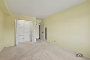 6340 Americana Dr, Willowbrook, IL 60527 - Photo 16