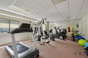 6340 Americana Dr, Willowbrook, IL 60527 - Photo 32