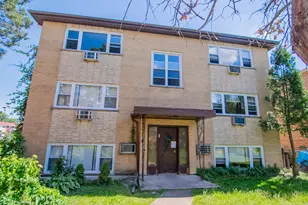 9654 Golf Terrace, Des Plaines, IL 60016 - Photo 1