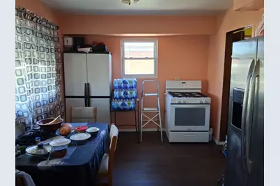 310 W 150th Street, Harvey, IL 60426 - Photo 2
