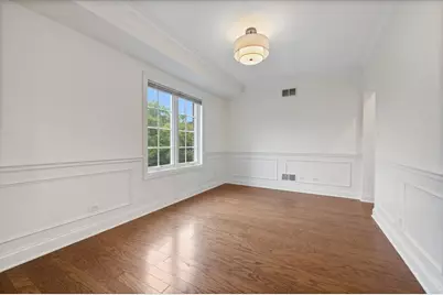 2536 McDaniel Avenue #402, Evanston, IL 60201 - Photo 10