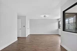1 W Boulder Ct, Palos Hills, IL 60465 - Photo 12