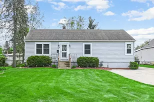 144 E 2nd Ave, New Lenox, IL 60451 - Photo 1