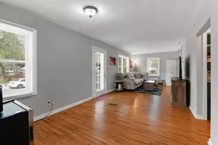 144 E 2nd Ave, New Lenox, IL 60451 - Photo 4