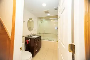 10025 Bronx Ave, Skokie, IL 60077 - Photo 24
