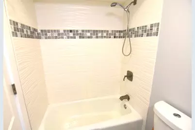 1285 Bamburg Court #D, Hanover Park, IL 60133 - Photo 24