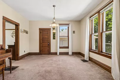 805 Clay Street, Woodstock, IL 60098 - Photo 10