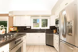 1912 Whispering Oaks Ln, Sugar Grove, IL 60554 - Photo 32