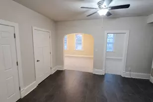 127 Cedar Ave, Lake Villa, IL 60046 - Photo 2
