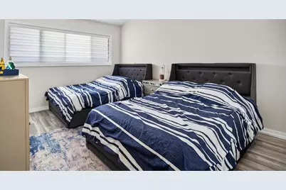 9447 Meadow Lane, Des Plaines, IL 60016 - Photo 10