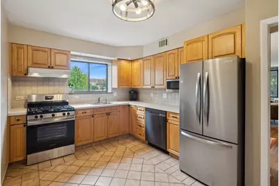 110 S Dunton Avenue #2A, Arlington Heights, IL 60005 - Photo 6
