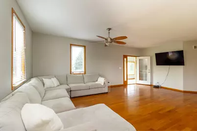 16649 Beaverton Road, Capron, IL 61012 - Photo 10