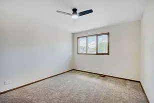 10056 S Talman Ave, Chicago, IL 60655 - Photo 12