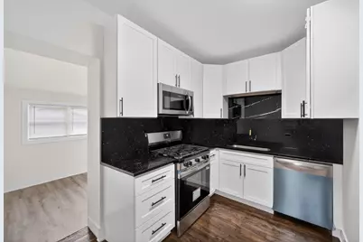 9420 S Saint Lawrence Avenue, Chicago, IL 60619 - Photo 10