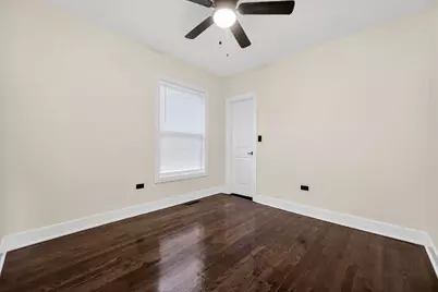 9420 S Saint Lawrence Avenue, Chicago, IL 60619 - Photo 12