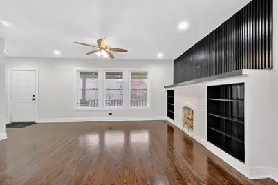 9420 S Saint Lawrence Avenue, Chicago, IL 60619 - Photo 4