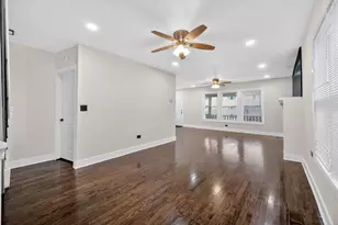 9420 S St Lawrence Ave, Chicago, IL 60619 - Photo 8