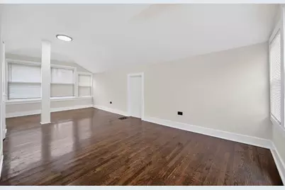9420 S Saint Lawrence Avenue, Chicago, IL 60619 - Photo 18