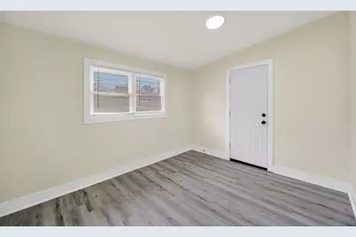 9420 S Saint Lawrence Avenue, Chicago, IL 60619 - Photo 20