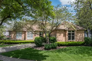 1437 Ambleside Cir, Naperville, IL 60540 - Photo 4