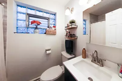 3321 N Whipple Street, Chicago, IL 60618 - Photo 6