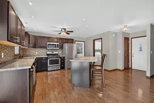 38 Irene St, Streator, IL 61364 - Photo 4