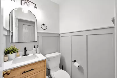 2684 College Hill Circle, Schaumburg, IL 60173 - Photo 18