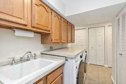 101 S Cedarcrest Drive, Schaumburg, IL 60193 - Photo 28