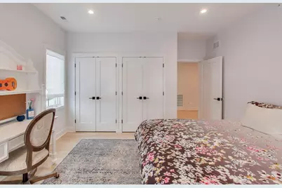 7300 Ponto Court, Morton Grove, IL 60053 - Photo 16