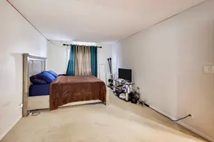 6400 N Ridge Blvd, Chicago, IL 60626 - Photo 10