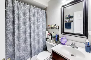 6400 N Ridge Blvd, Chicago, IL 60626 - Photo 12